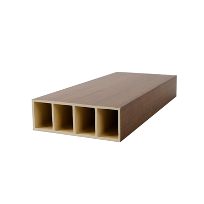 Elegantni cevni in stropni sistemi Wpc Elegance nad glavo